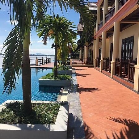 Pon Arena Hotel Muang Khong Exterior photo