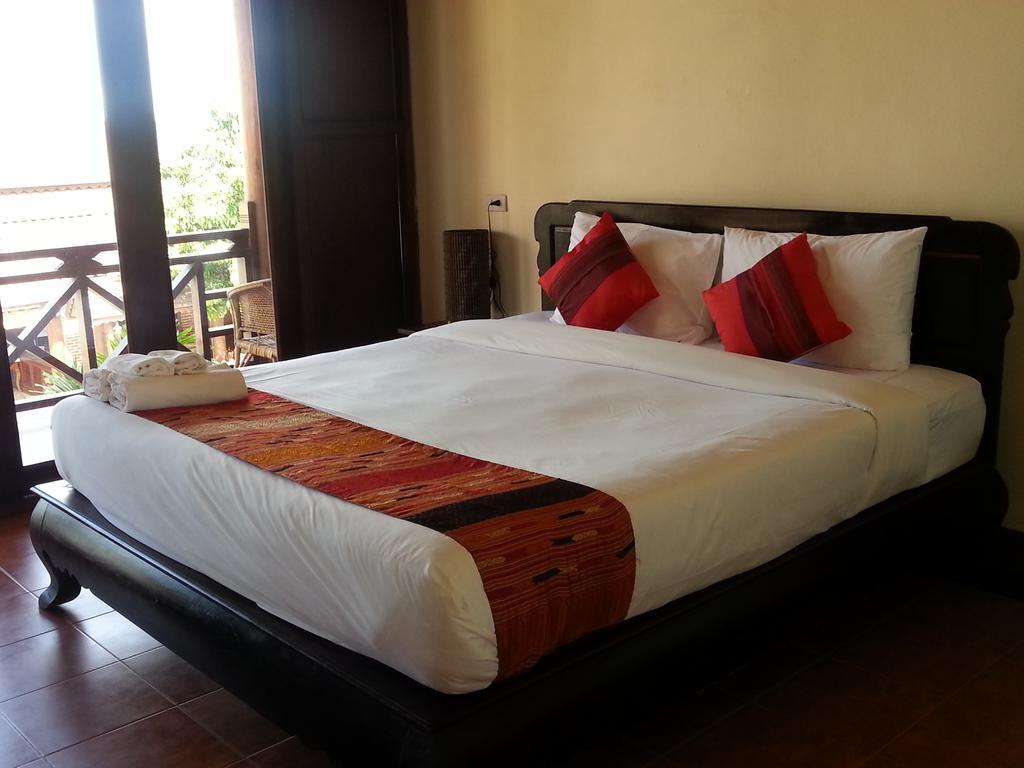 Pon Arena Hotel Muang Khong Room photo