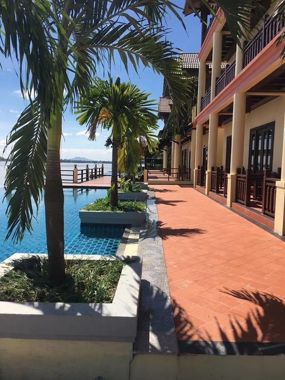 Pon Arena Hotel Muang Khong Exterior photo