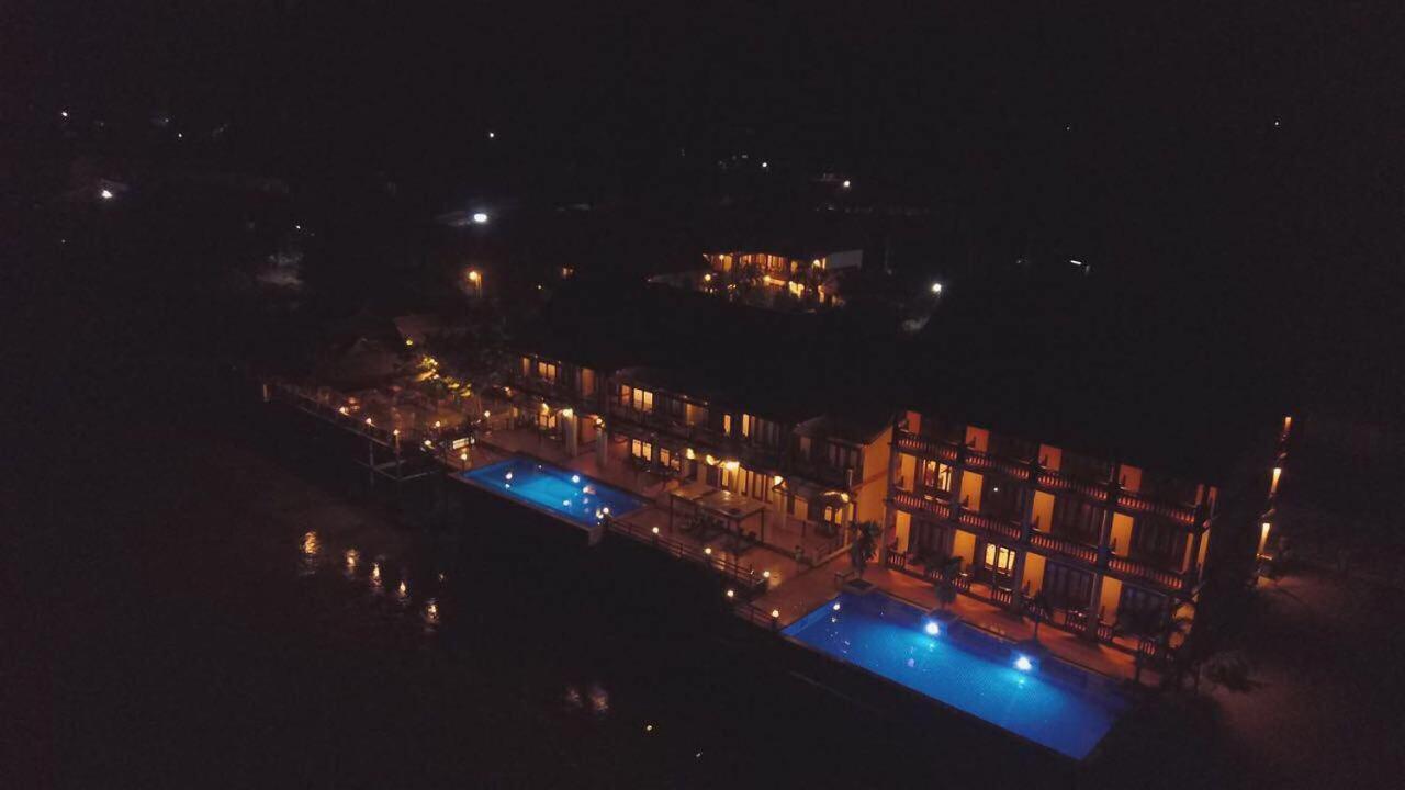 Pon Arena Hotel Muang Khong Exterior photo