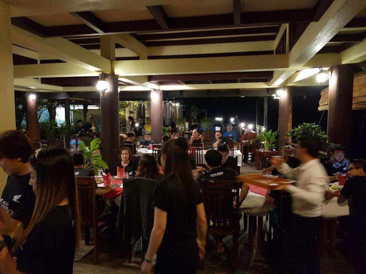 Pon Arena Hotel Muang Khong Exterior photo